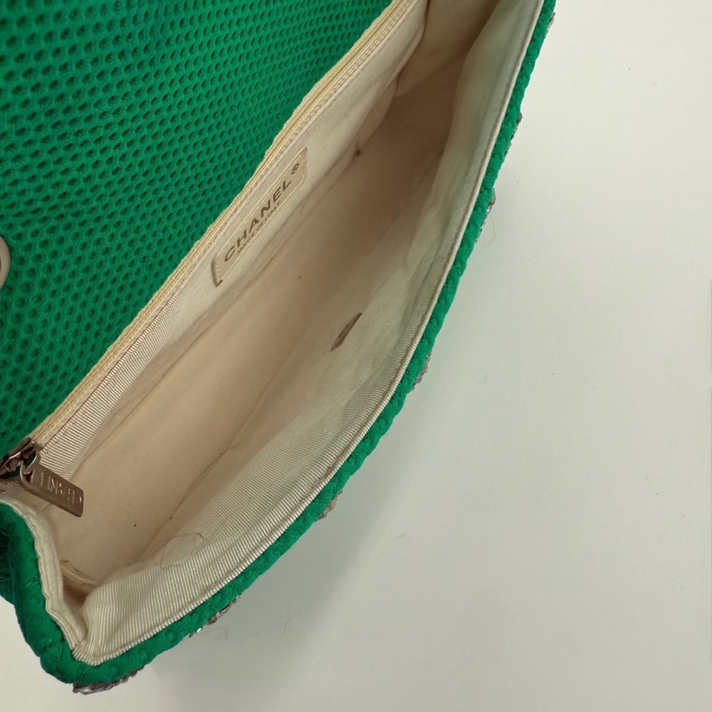 Chanel Emerald Green Flap | Custom | Medium | Rare | Vintage Chanel - Picture 6 of 7